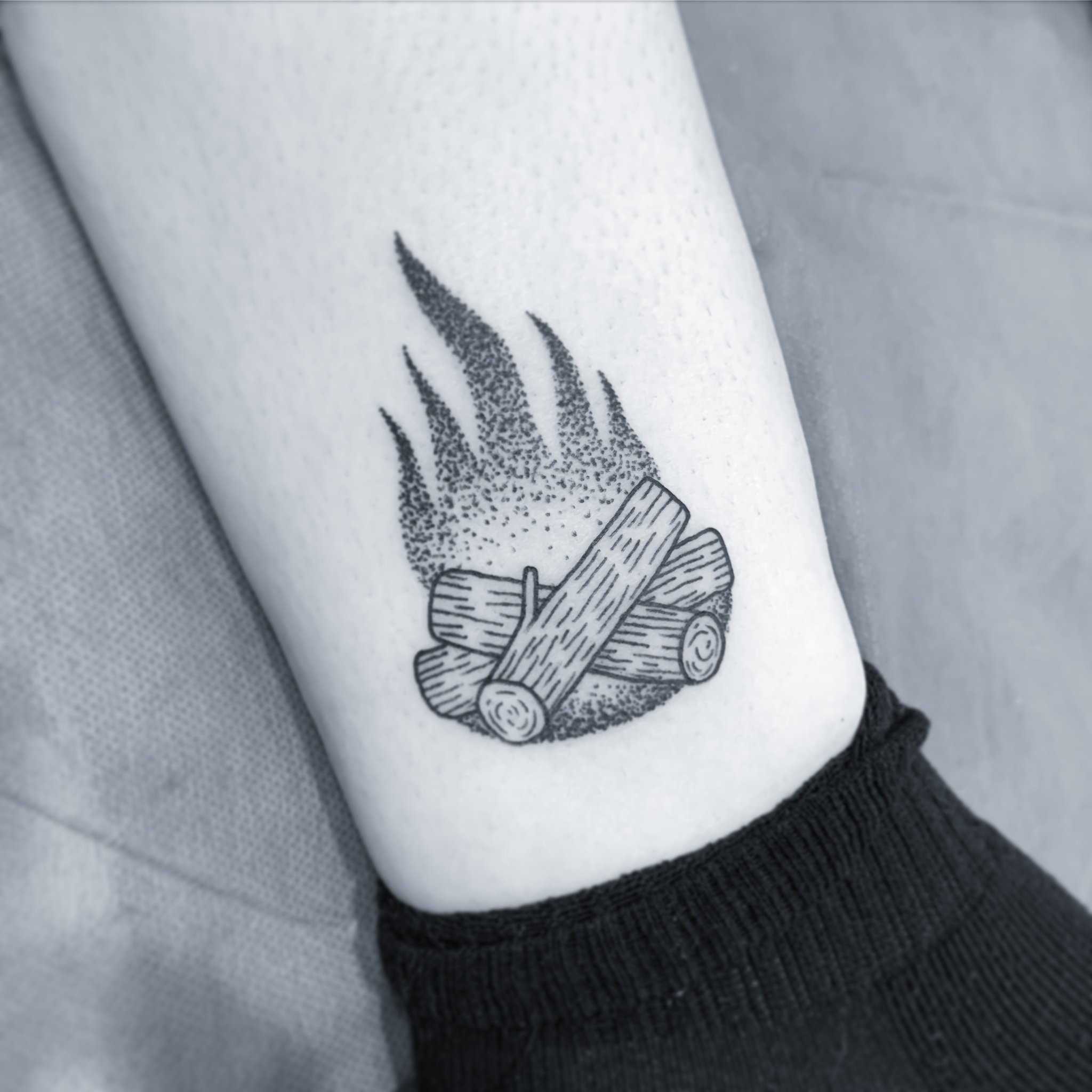 Campfire Tattoo Ideas Minimalist Fire Flame Temporary Tattoo (Set Of