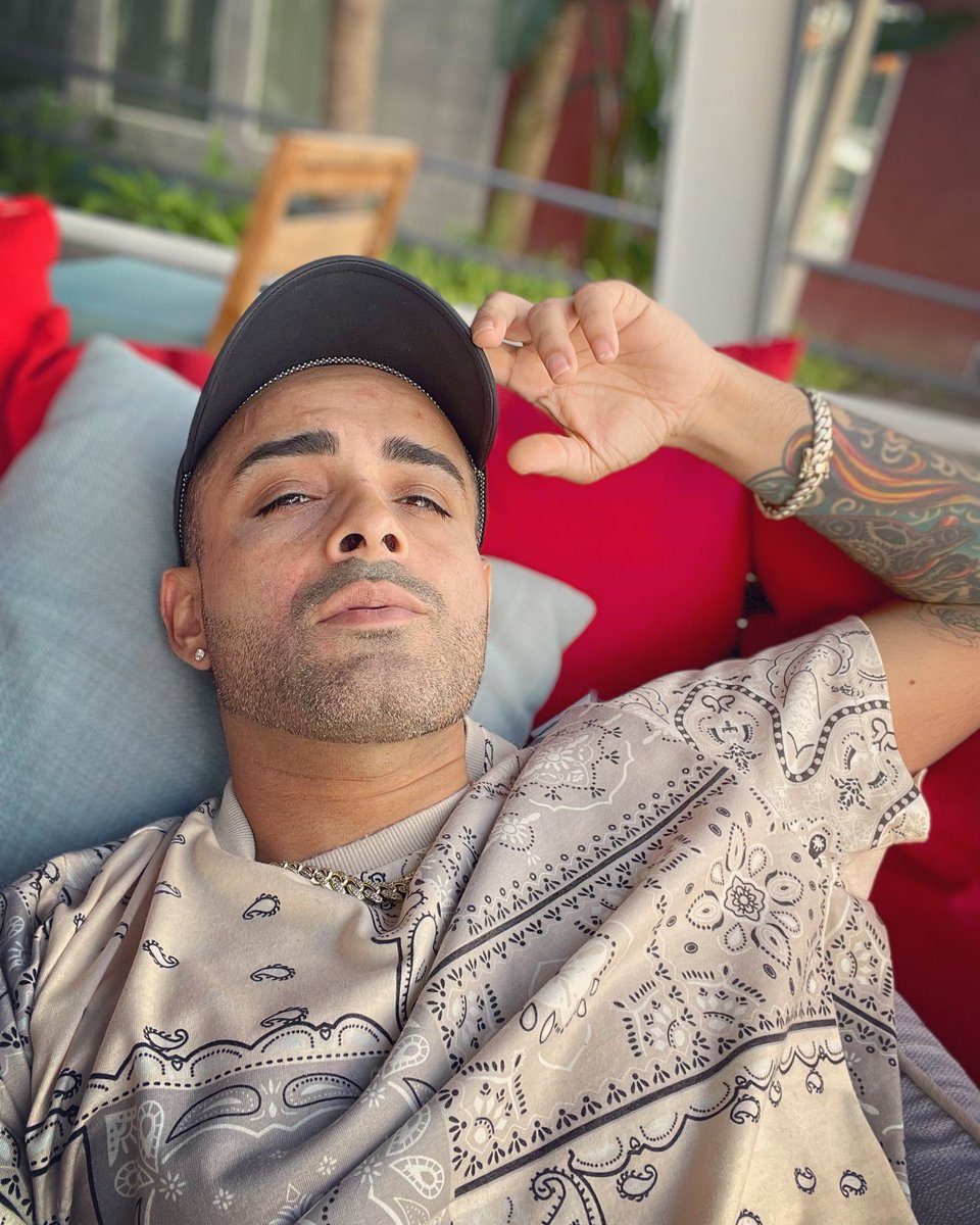 Siempre hay espacio para ser mejor persona... SIEMPRE 🙏🏻🎶🔥 #QME