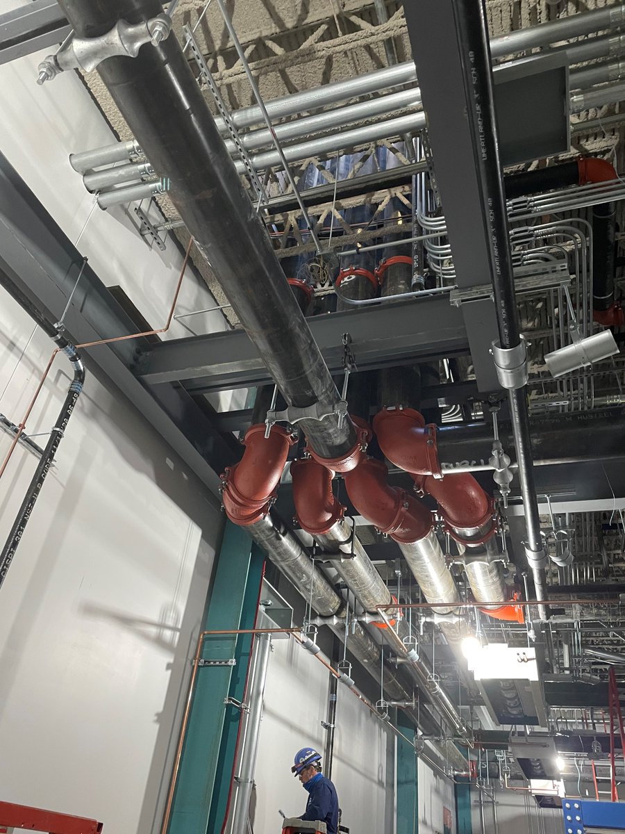 Sagamoreservice's tweet image. Outstanding Work Team! 12" Chilled Water Piping Installed and Tested. #teamwork #mechanicalpiping #chillers #craftmanship