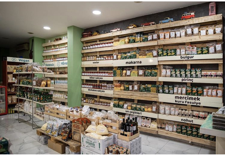 tatli_firin's tweet photo. Aradığınız her sağlıklı şey, bizde vardır. #organik #glutensiz #yöresel #doğal #sağlıklıyaşam #sağlıklıbeslenme #orvital #lütfiye #teofarm #eğriçayırbal #tardaş #arıcanbal #bonatelli #güzelgıda https://t.co/YvVBRD1uzn