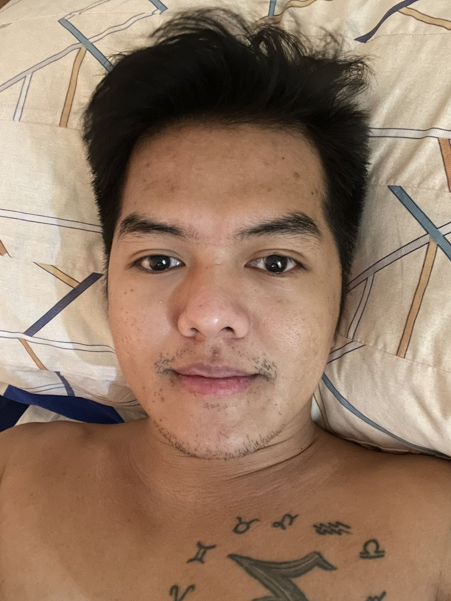 patzylicious's tweet photo. Feeling fresh? Yes it is 🤣🤣🤣 #buknoy #tiredfromwork https://t.co/iweJvw96C1