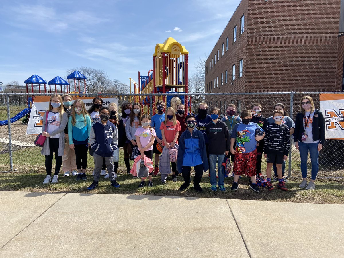 MrsLaky's tweet photo. Reunited and it feels so good! 🧡🖤🧡 @nasdborough #togetheragain #kkidpride #boroimpact https://t.co/5vRLtRFID3