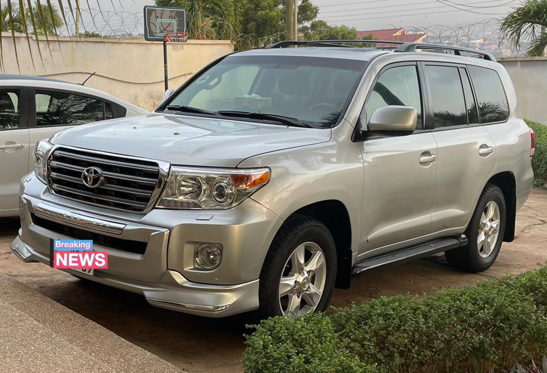 Luxury Toyota Land Cruiser for sale 
Year : 2009
Mileage : 150k
5.7L V8 engine 

Price : GHS 250k negotiable 
#car #sale