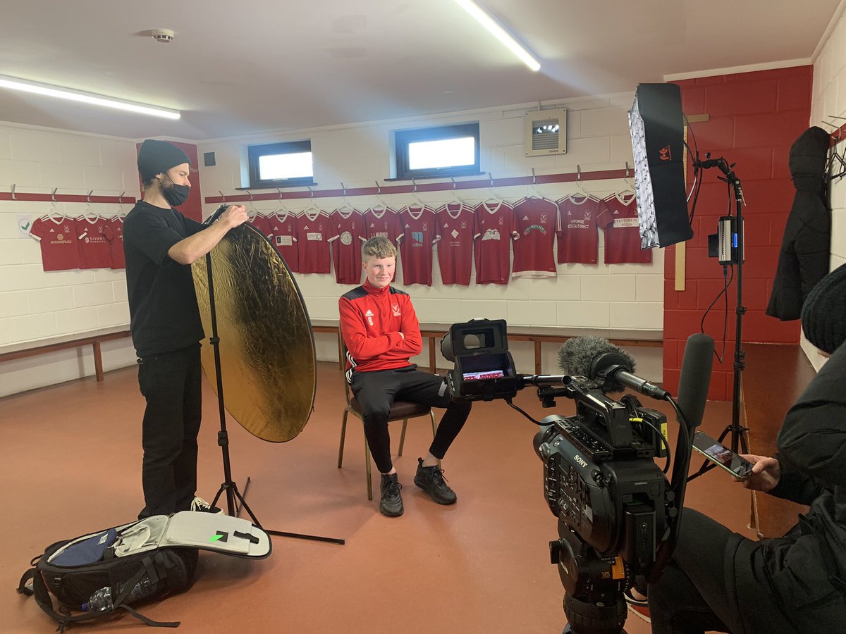 valecommunityfc's tweet photo. What an amazing day filming for a @btsport broadcast around the return of grassroots football. Great experience by great people at this great club. #valecommunity #btconnectedclubs https://t.co/5jqScy3Wu7