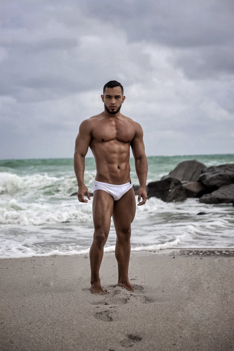 RentMasseur's tweet photo. #PicSet: #Masseur 'Xaandre' #Profile >>> https://t.co/OogTm6WTeF in #Chicago, #Illinois! https://t.co/pJa4NkmuER