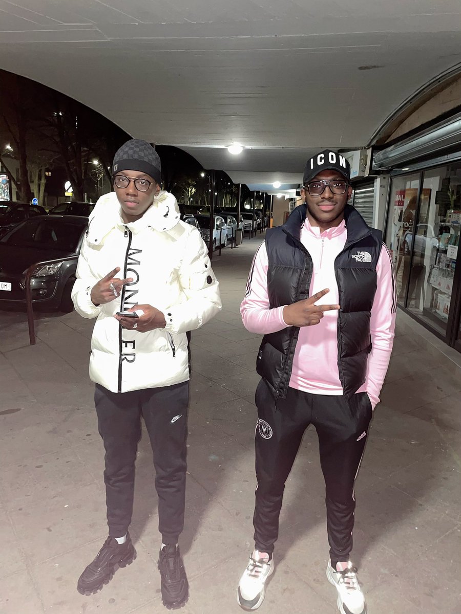 BenLadden225's tweet photo. On flingue à mort je suis obligé de vous montrer 🥶❄️ https://t.co/jIaJb7zPQ1