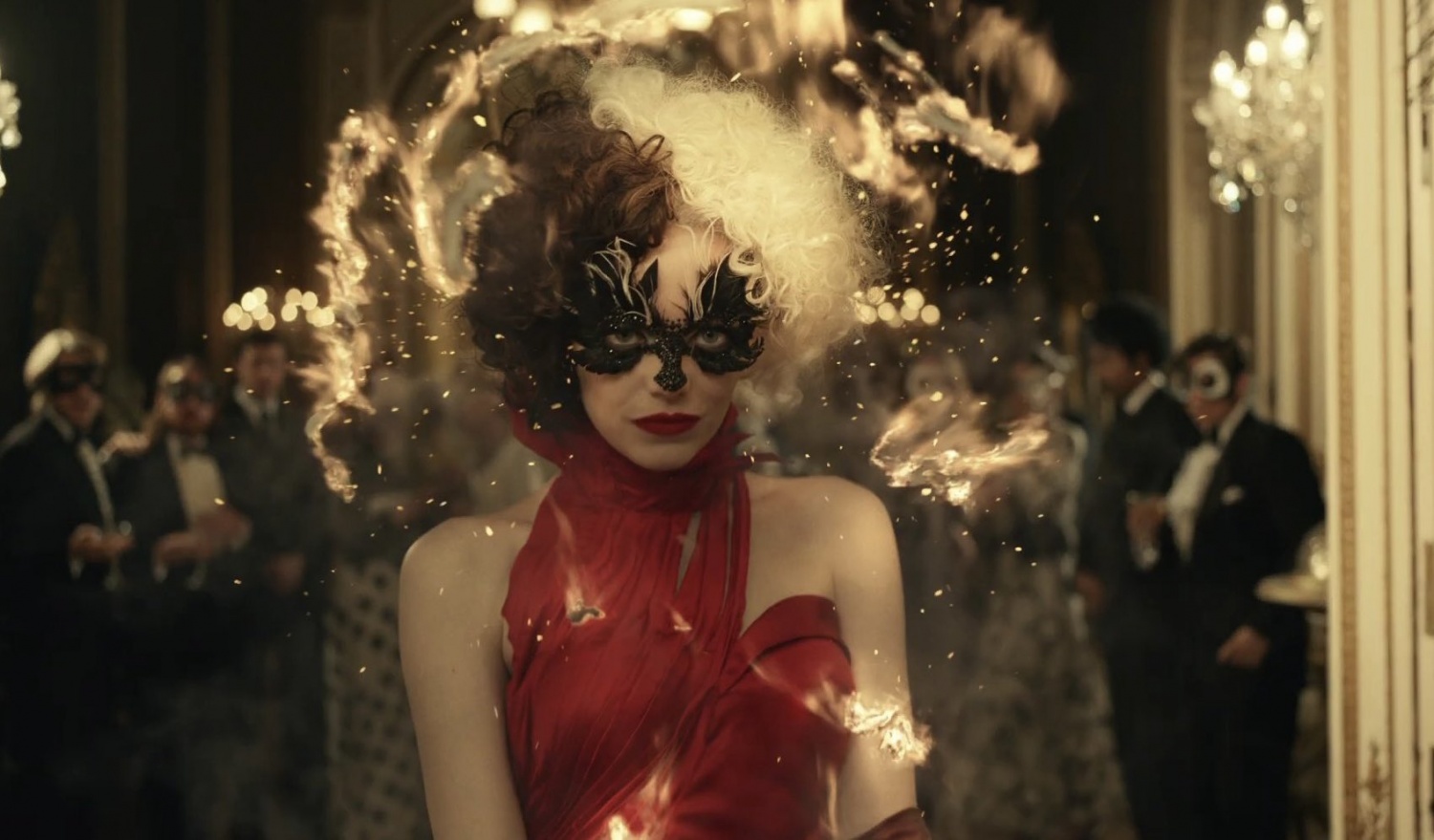 映画情報 オスカーノユクエ ディズニー実写映画 クルエラ も全米劇場 Disney での同時リリースが決定 公開日は5月28日のまま据え置きだが 劇場のみの公開ではなく 追加の30ドルを支払えば家庭のスクリーンでも 映画を視聴できる ラ ラ ランド で