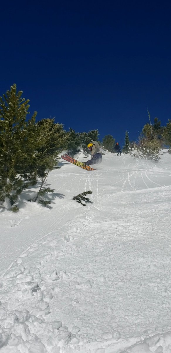 Spring Break at Apex Mountain Resort!

#springskiing
#findingfresh
#bluebird
#gettingit
#chargingpowder