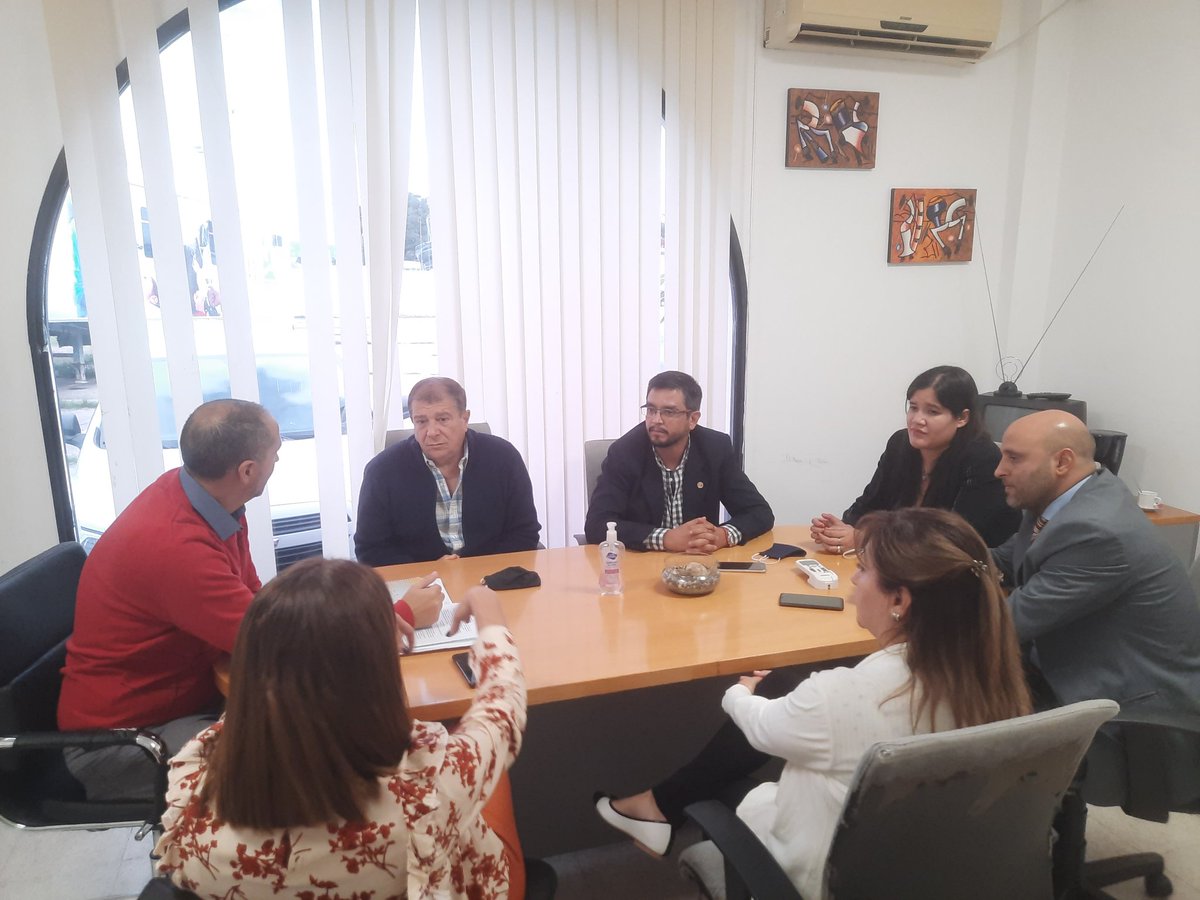 SaltaTaf's tweet photo. #Hoy el presidente @TAF @turco_abdenur junto a diferentes secretarios letrados presentaron proyecto de ordenanza al @concejosalta para dotar al TAF de su propio presupuesto y la creación del fondo estimulo al personal del TAF. https://t.co/Hpfd0prkfd