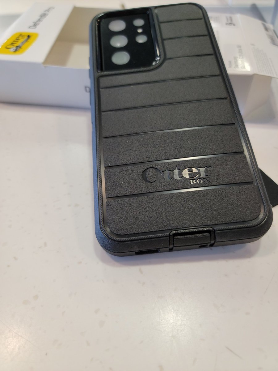 "Otterbox has never let me down"
<a href="/otterscene/">@OtterScene</a> #otterbox #S21ultra
