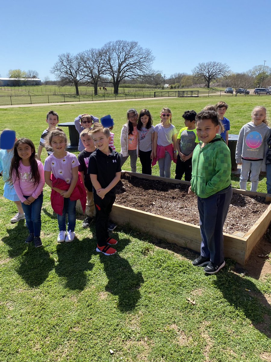 RLambert2015's tweet photo. Planting some sunflower seeds! #bestatYES #tenyearsYoung https://t.co/LWZ3zLskyQ