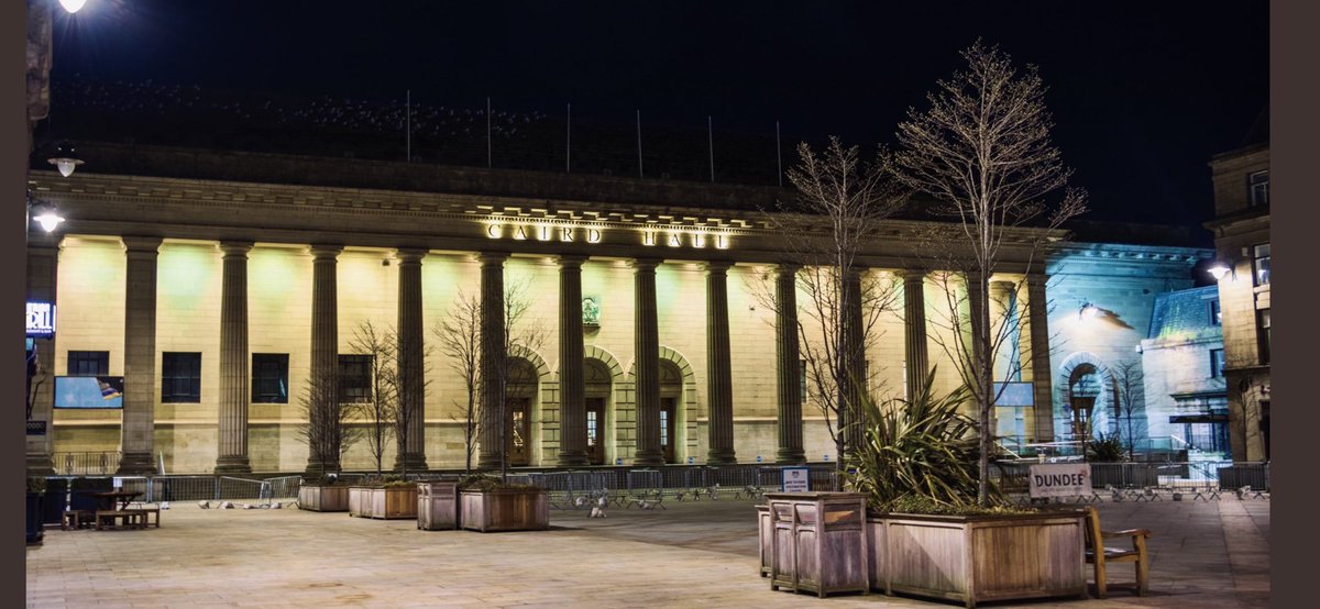 The Caird Hall has been lit yellow this evening as part of the National Day of Reflection
#NationalDayOfReflection #LockdownAnniversary #LightUpYellow