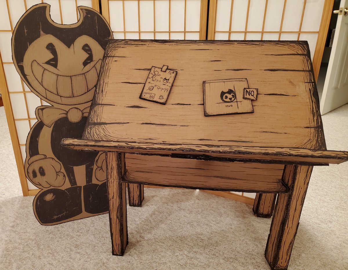 I finally finished my Bendy desk, cardboard cutout and all!This was a proje...