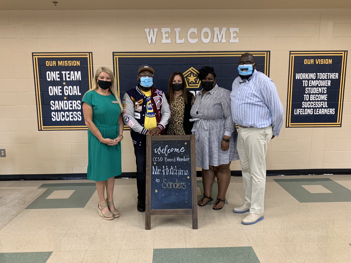 kath_bender's tweet photo. Thank you @CobbSchools Board Member @Tre4CobbSchools for taking the time to visit and see first hand the great things happening at @SandersES1 today! #sanderspride @lbailey801 @Mtc1914 @laine3kat https://t.co/InhXKhsiDf