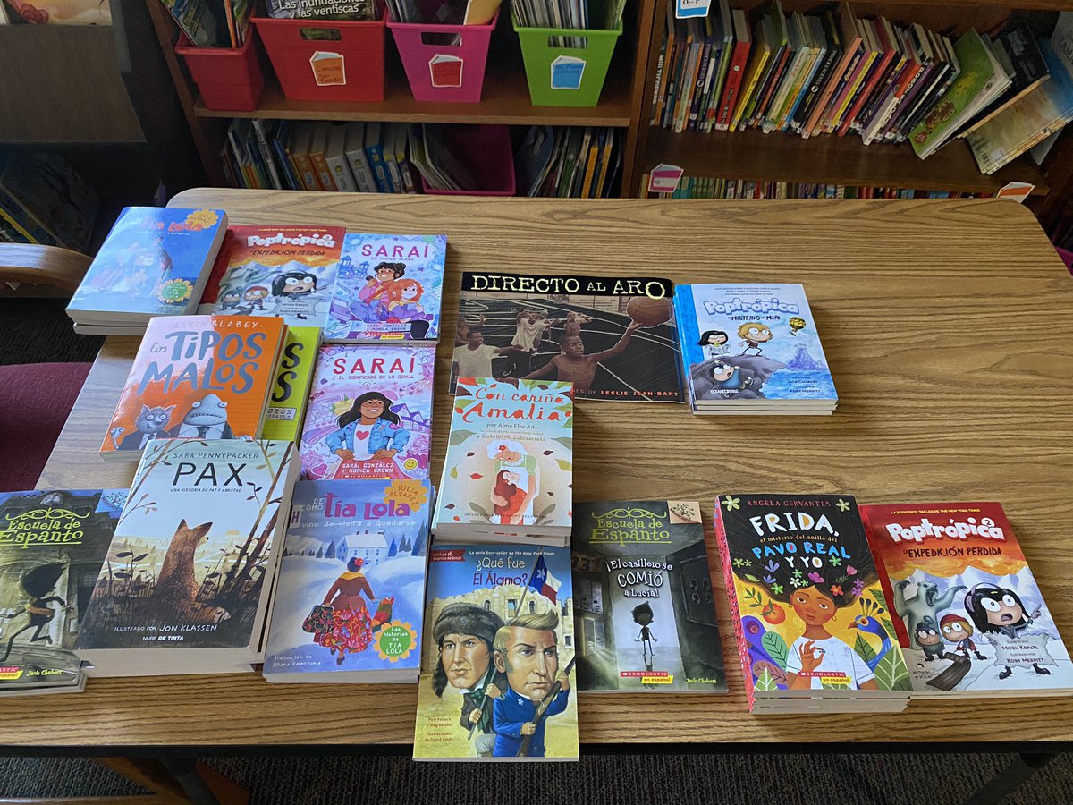 yesi_hernandez4's tweet photo. THANK YOU UNT Project Success for the wonderful new books for our classroom library! https://t.co/CijYJA0MZh