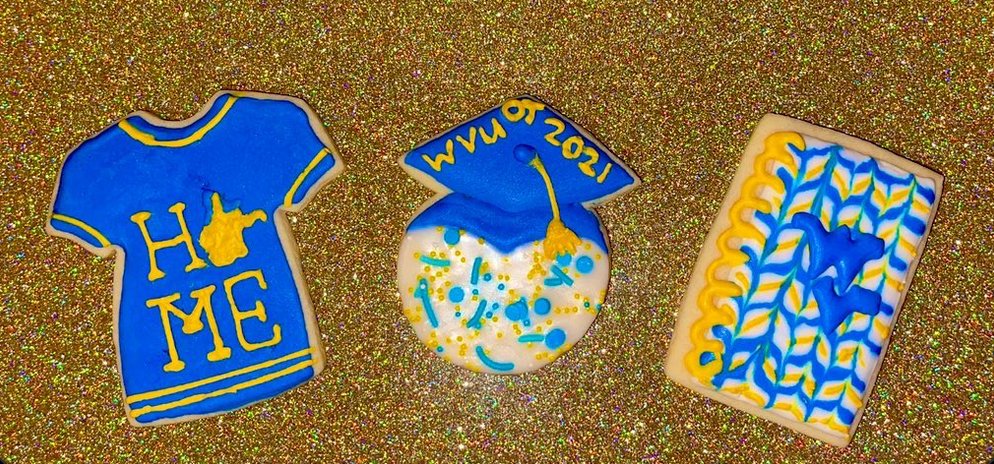 WVUSuccess's tweet photo. We can't forget about The People's Choice Award and another favorite of the @WVUMascot which goes to @meaganseaton. We see that OT 21 representing! This award is def resume worthy!
#FirstGenNailedIt #FirstGen #FirstGenForward #WVU
@WestVirginiaU https://t.co/v6P4ye9VFG