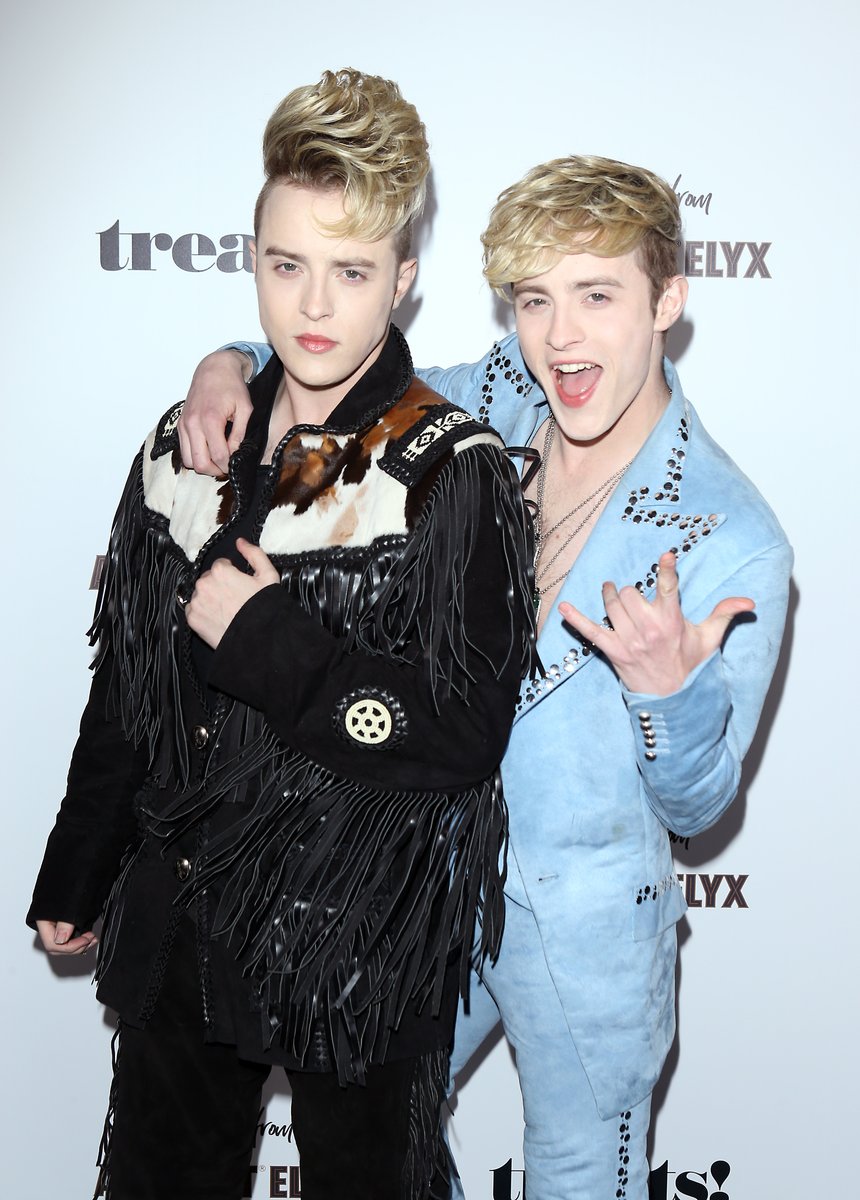 dailystar's tweet photo. Jedward to shave iconic quiffs on TV to raise charity cash in honour of late mum

https://t.co/UZX1T44Zo0 https://t.co/uu1W1isyJS