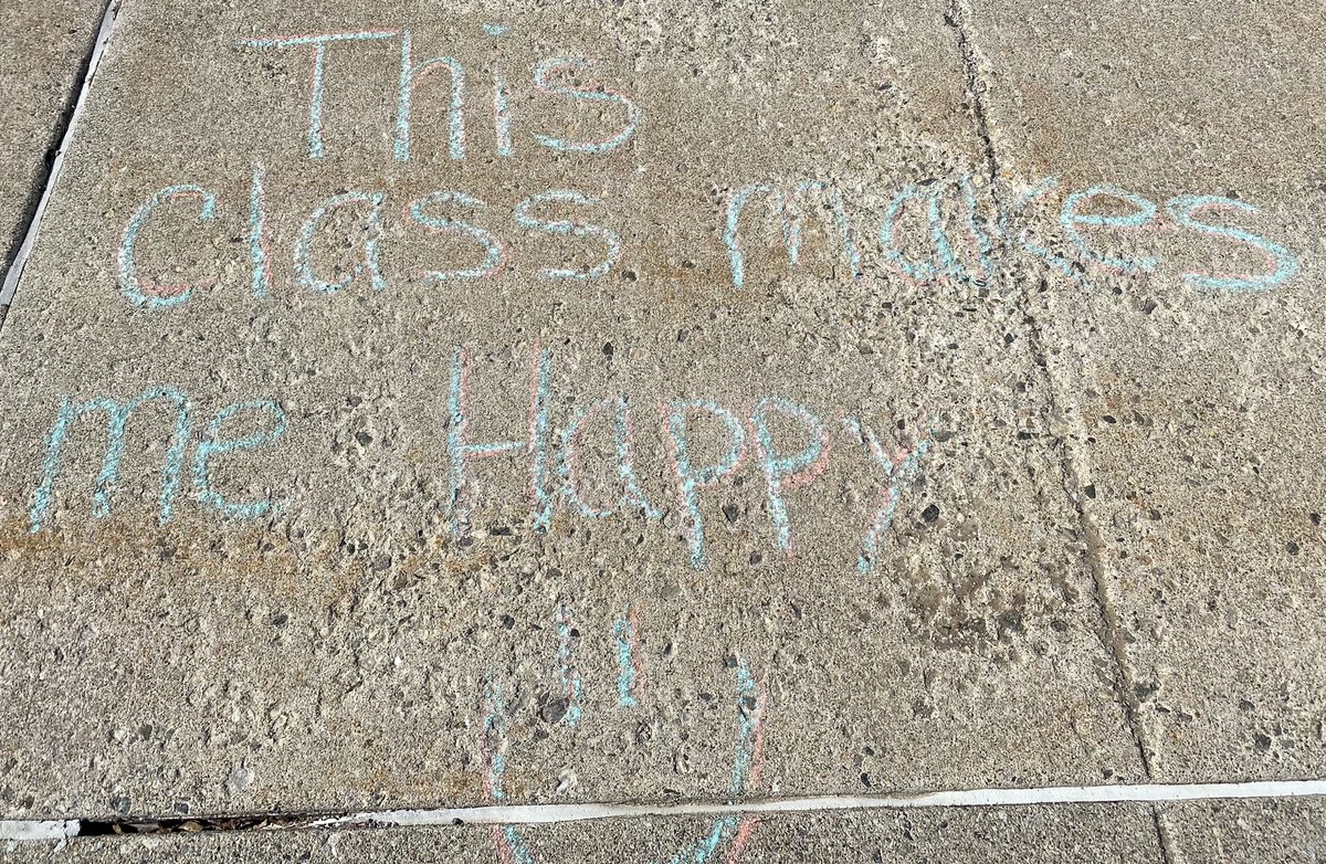 MrsChamberland's tweet photo. Kindergarten got outside today and wrote some positive words in hopes of spreading some cheer to others.
@MOSandshore @Jen1Curry @kristymc24 https://t.co/6LIM3TE5KP