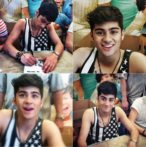 todays1dhistory's tweet photo. Today (March 24) in 2012 - 1D head to Dallas for their Bring 1D to the US event, including a performance, interviews, and an album signing! 🙌🙌 https://t.co/VGo7Ywnn3O