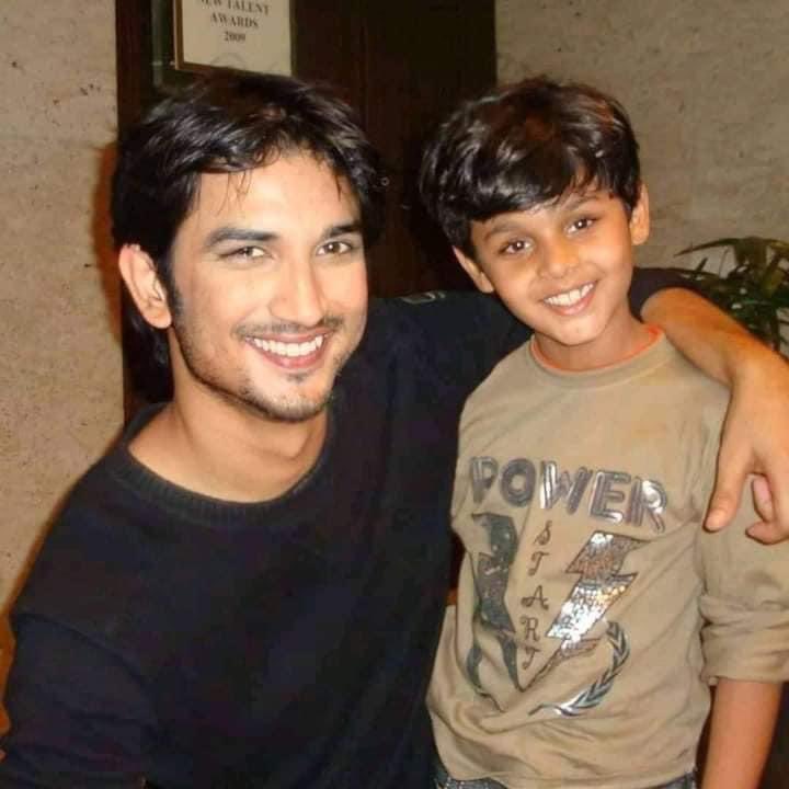 PIYALIBH's tweet photo. “I am learning the importance of living in the moment...” — SSR

Our Hero ❤️

Dont Politicize SSR Case

@itsSSR https://t.co/Y4O9ePMEbN