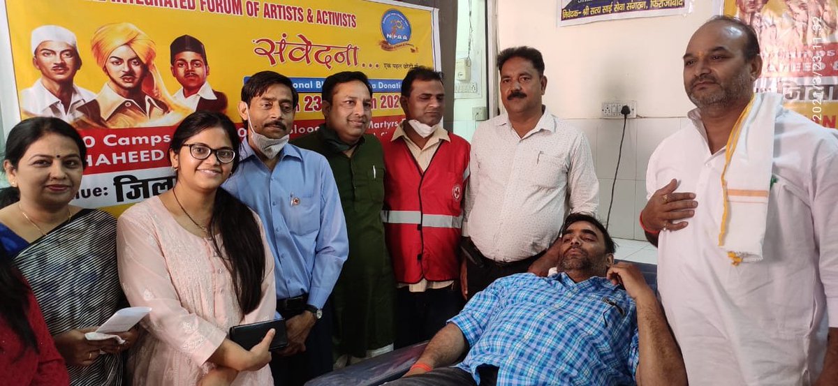 KalpanaMadam's tweet photo. बलिदान दिवस पर #Indianredcrosssocietyfirozabad
द्वारा आयोजित रक्तदान शिविर
#NIFAA 
#संवेदना 
#23मार्च 
#बलिदानदिवस 
@firozabaddm 
@CdoFirozabad https://t.co/1C9k3UujWD