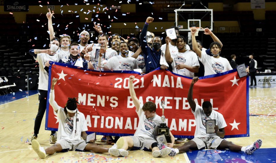 LEVI__RR's tweet photo. NATIONAL CHAMPS! Congrats to @ShawneeStateMBB! Proud to work alongside such a great group of people. I’ll remember this ride forever 💙🐻🏆 https://t.co/iVx880VGGb