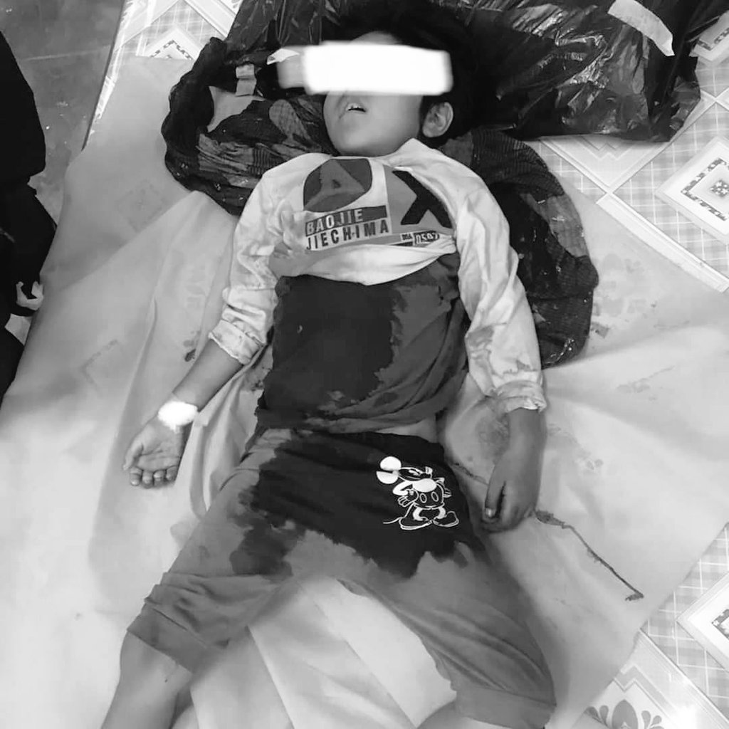 hnah30's tweet photo. Tw // dead body

Terrorists came around 4 times by breaking the doors &amp; also ask neighbors where they go , trying to rob the dead body of 7 years old girl KHIN MYO CHIT . So , Family is currently hiding. #WhatsHappeningInMyanmar https://t.co/syNVbn5DIx