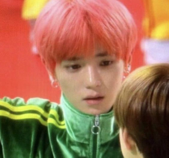 tyongtokyo's tweet photo. o taeyong tava a coisinha mais fofa nesse dia https://t.co/RxurhLLtcf