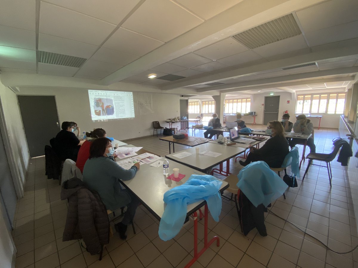 valcherservices's tweet photo. Lancement des #formations #PRAP2S pour les intervenantes de @valcherservices avec AGST FORMATION. #prévention #prp https://t.co/LpwoDwHRz0
