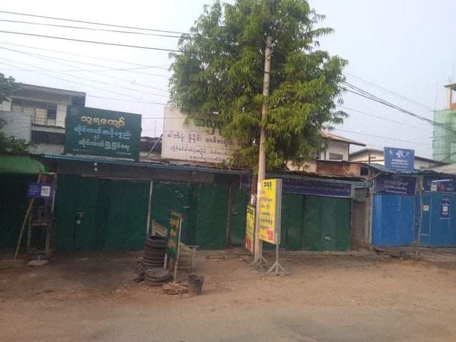 Byun_Sori6104's tweet photo. Silent situations of NayPyiTaw which is the headquarter of Military 🤭

Even the city which fills with people who relate with military mostly disobey the rules of military🤭

SILENCE REVOLUTION 

#WhatsHappeningInMyanmar
#Mar24SilenceStrike https://t.co/30rbX5FN2y