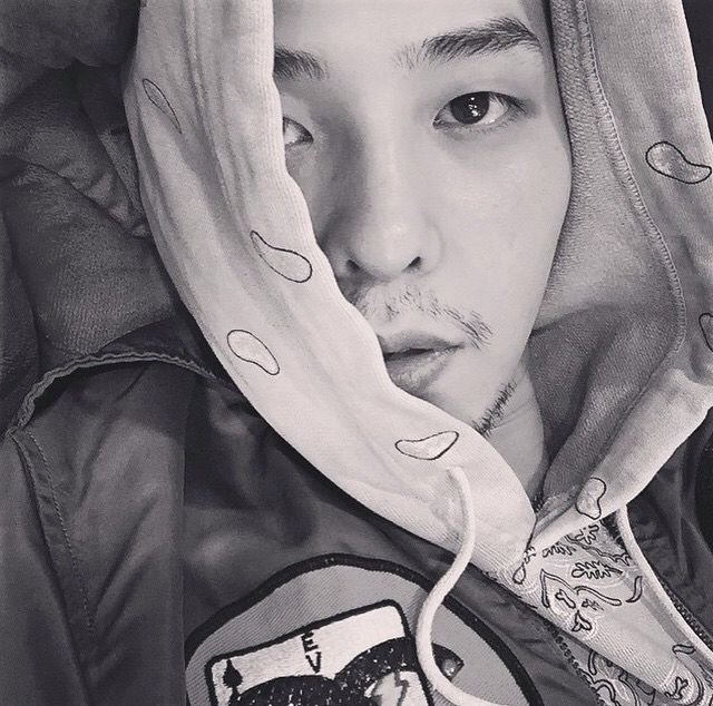 Today I deleted the pics, gifs, and vids of G-Dragon from my phone, Gmail, Google Drive, and laptop  Today<a href="/tag/bigbang"class="tags"><span>#bigbang</span></a><a href="/tag/gdragon"class="tags"><span>#gdragon</span></a>