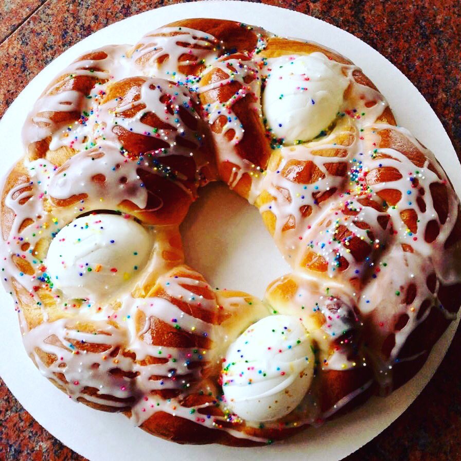 DeLuiseBakery's tweet photo. Delicious & Beautiful Easter Sweet Bread 351-5826 #EveryBatchFromScratch https://t.co/ewPXYAWBOz