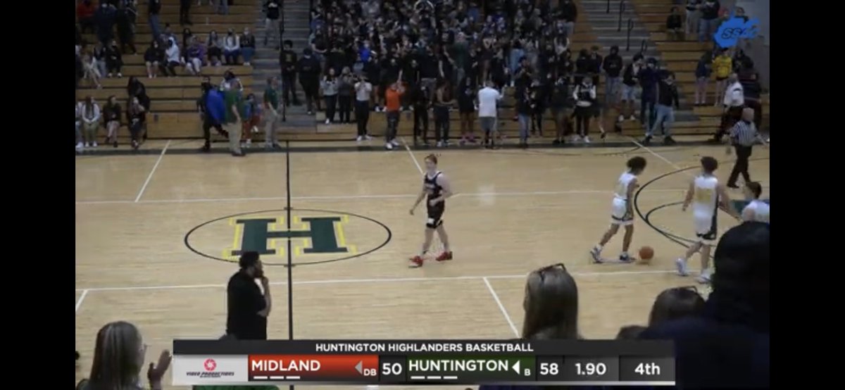 barstool_hhs's tweet photo. WHOS YOUR DADDY? @BarstoolCmhs . HIGHLANDERS STAY UNDEFEATED 🔰 #muckfidland #kingsofcabell https://t.co/m0Lsch6I5m