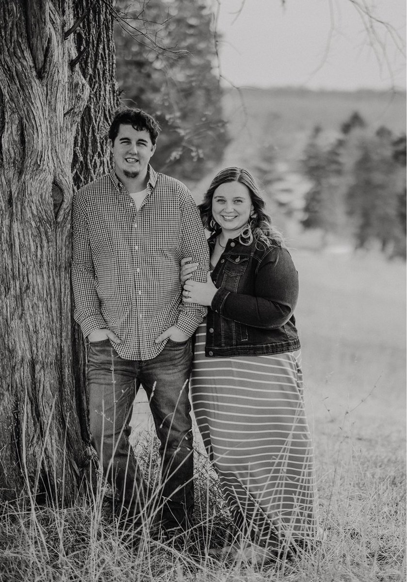 AutumnGeorge77's tweet photo. Feeling blessed &amp; grateful is a total understatement. 🥺❤️ 234 more days til I get to marry my favorite person ever.😭😍 https://t.co/okQP9318Tg