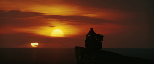 We also see Luke contacting Leia through the Force and saying goodbye to his twin sister.And Luke experiencing his last binary sunset, just like the ones he often experienced in Tatooine as a youth.