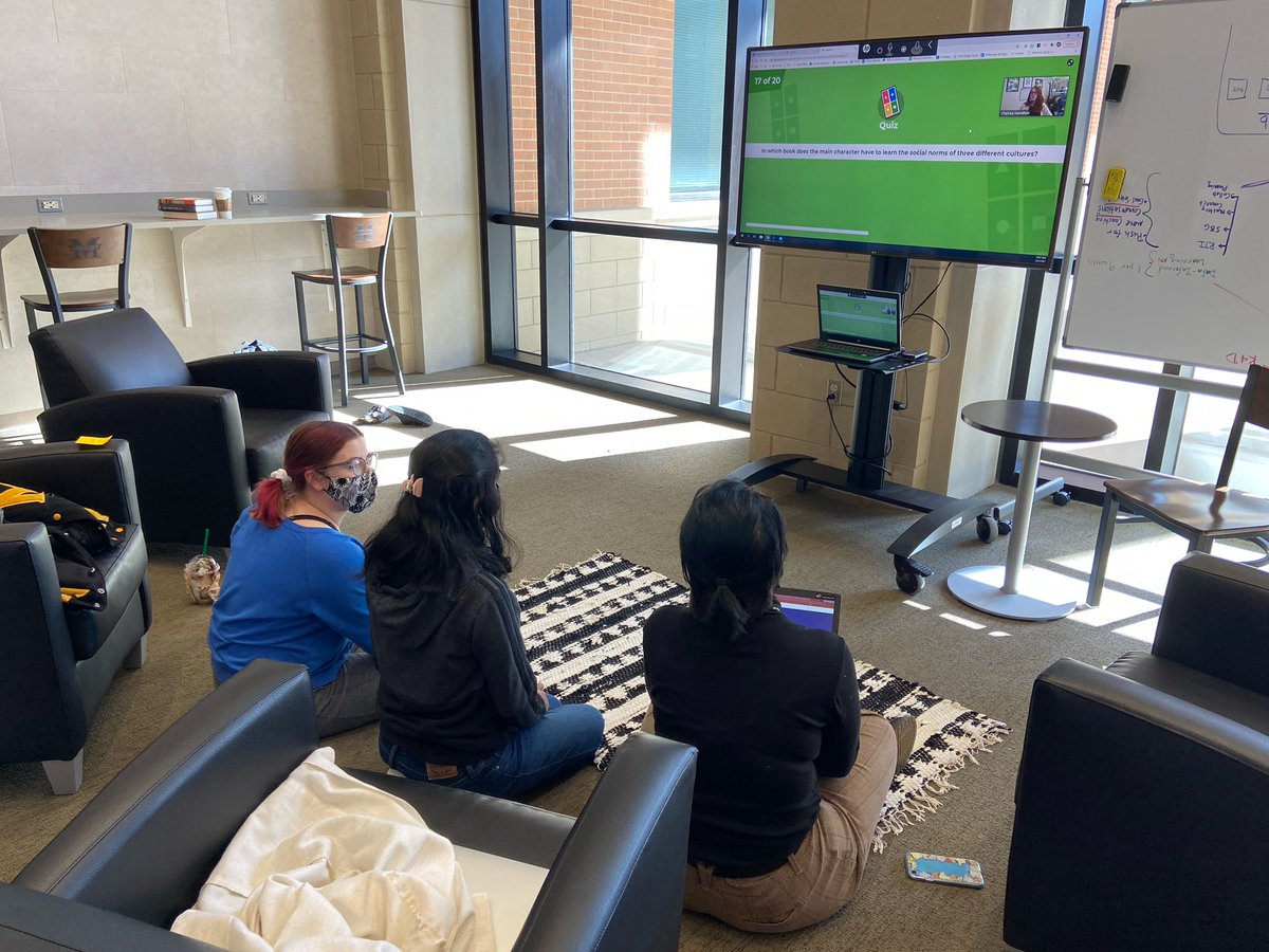 warrior4library's tweet photo. So proud of MHS’s Battle of the books team! It has been an insane year and the 3 made it all the way to SEMIFINALS! #fisdreads #fisdlibraries @2018Memorial @FISD_Libraries https://t.co/CCn0qtdUW4