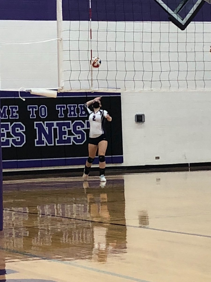 OldAbeAthletics's tweet photo. Volleyball at the Eagles Nest tonight as the Old Abes take on Central.

Game 1 ...28-26 Old Abes!

#OldAbeTough https://t.co/PRI9v1Gcyt