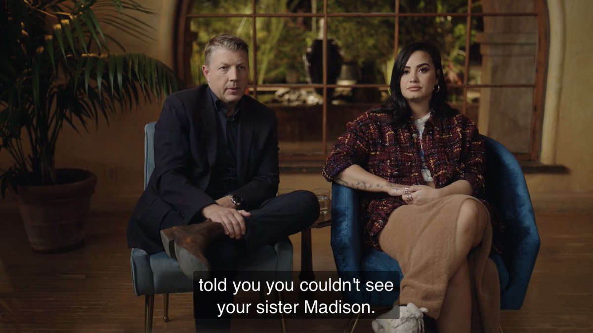 demetriaaalove's tweet photo. This part, THIS PART RIGHT HERE did it for me. Sobbed uncontrollably 😢 #DemiDWTD https://t.co/pMS6tUep5F