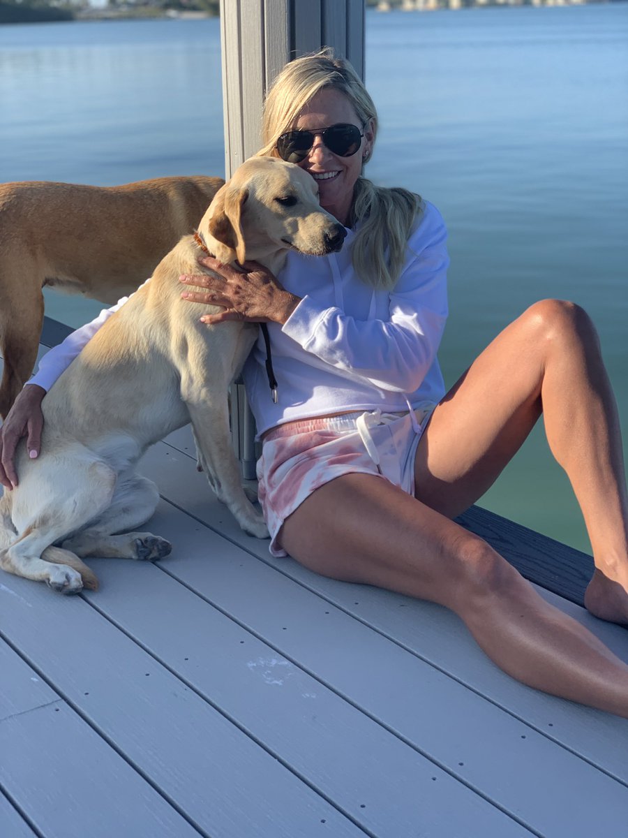 lavendarbtq's tweet photo. We can’t get enough of sweet Grayson loving on our boss babe @SherryPollex on #NationalPuppyDay! Steal her look lounge look from @zsupply_ at the link! The cutest🌴❤️       https://t.co/hZnGPIedPt. https://t.co/nwbI7H4OAs