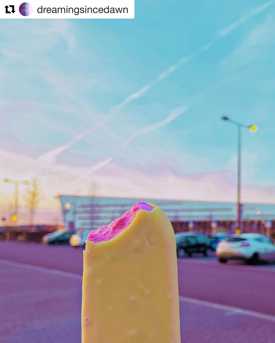 BrumCameraClub's tweet photo. “Spring vibes 🍦🌸”
:
| 📷  @ dreamingsincedawn  (Insta)🙏 | 
: 
––––––––––––––––––––—- More on FB:  https://t.co/KiI2CuqTgO 
––––––––––––––––––––––
#BrummieBeautiful 
#swbcc #ForTheLoveOfTheLens #SWBrumCameraClub
#ForTheLoveOfTheLens #SWBrumCameraClub 
#Birmingham #Longbridge https://t.co/eCUsoO8Rus