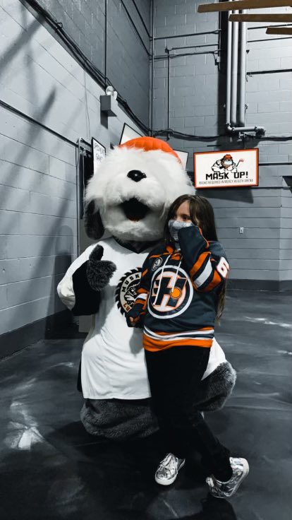 MuskegonJacks's tweet photo. Lumberjacks hang on to win against USA U-18! Here is tonight’s featured fan photo! #GETJACKD 

Jacks Goal Scorers:
Davis Pennington (#4)
Cristophe Tellier (#21)
Quinn Hutson (#28) (x2)
Cameron Berg (#17)
Danil Gushchin (#66)
Dylan Wendt (#11) (empty net) https://t.co/S35cei0KjT