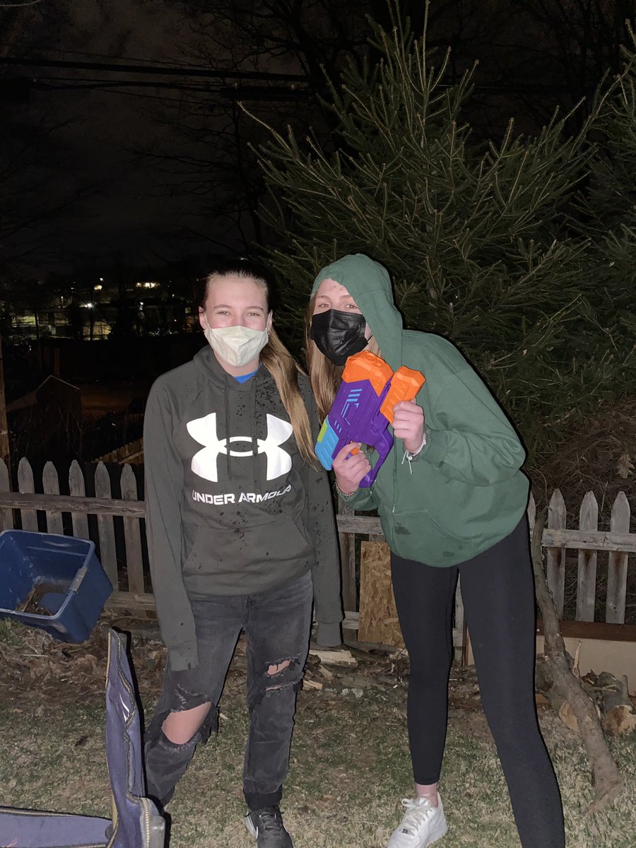 annawiat2's tweet photo. @bwassassins2021 2/3 😛 https://t.co/W25dhPBBuu