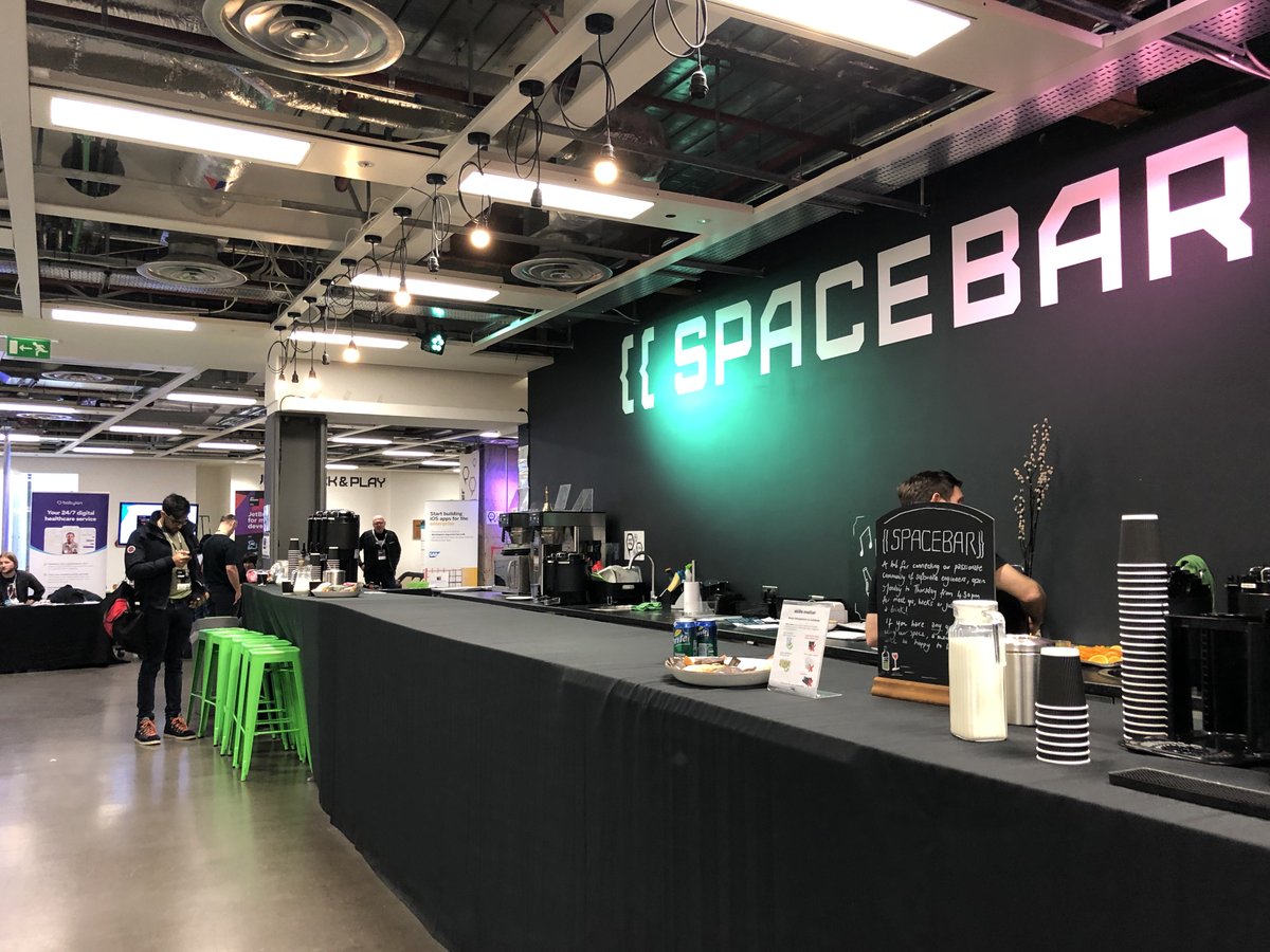 es_kumagai's tweet image. なつかしい iOSCon の景色 #ioscon
