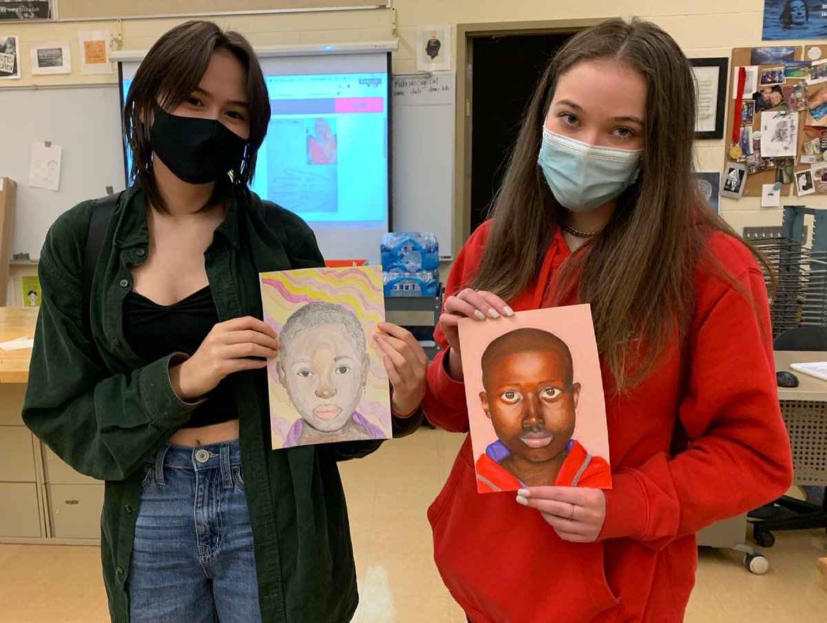 BataviaNAHS's tweet photo. Today was our March meeting and we  finally completed our memory project portraits! Our members did an amazing job. We also spent some time making cards to give to seniors at Marklund! https://t.co/iAMKhwEkJP