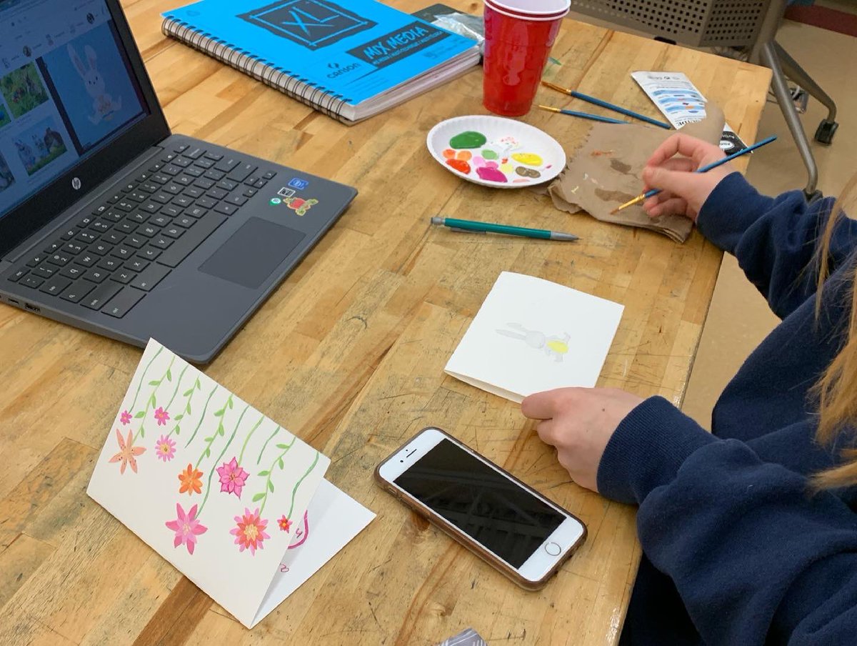 BataviaNAHS's tweet photo. Today was our March meeting and we  finally completed our memory project portraits! Our members did an amazing job. We also spent some time making cards to give to seniors at Marklund! https://t.co/iAMKhwEkJP