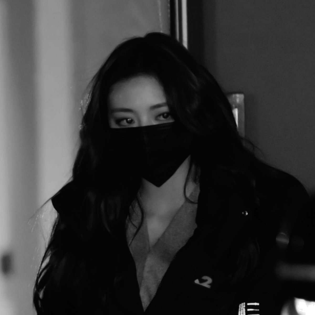 keyyraraazer tweet media