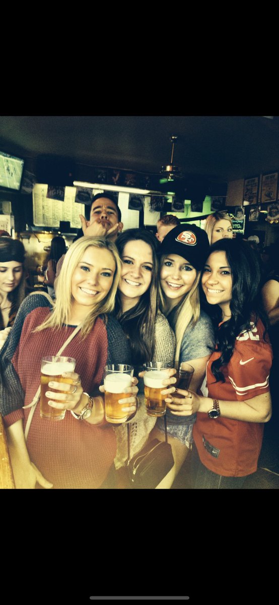 nikkib0022's tweet photo. Sunday Funday #BestBarRileys @barstoolsports @RileysChico https://t.co/mLR5QhWQLz