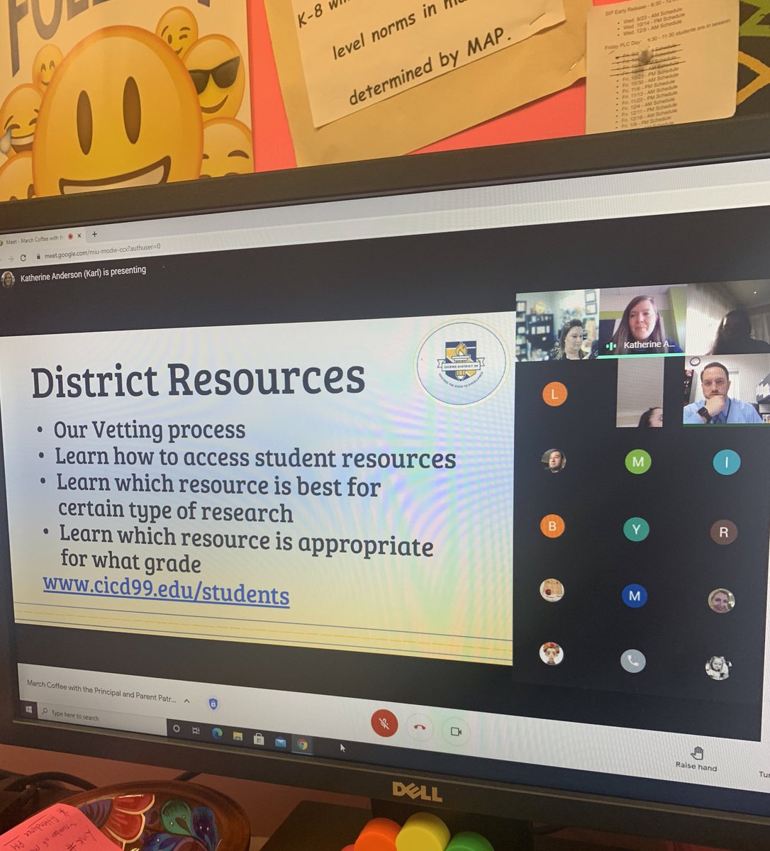 KatieLyman4's tweet photo. Shout out to our Technology Coaches for an awesome presentation during our Coffee with the Principal! Parents were provided with resources that will help their students whether they are in-person or remote! 🌟#ProudPrincipal #DreamBigWorkHardBeKind #ParentsAsPartners @Jdvaldez52 https://t.co/xvwMf3ePbc