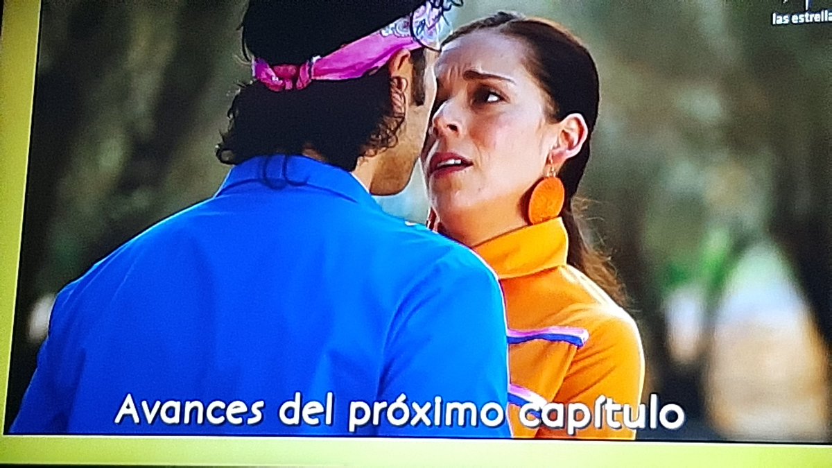 @FuegoArdienteOf ... BALDOMERO poniendo nerviosa a CARIDAD!!!!! 

Nooooooo buenooooo, es  todo un Don Juan, aunque haga linda pareja con Cari, ella merece a alguien libre y sin compromiso, alguien que no le mienta... 

<a href="/cspeitzer/">Carlos Speitzer</a> <a href="/luzedithrojas/">luzedithrojas</a>