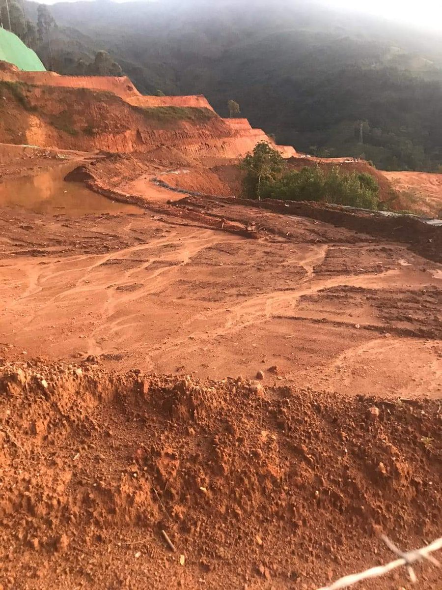 danielmontoyae's tweet photo. -Hilo- ¿Está Envigado en riesgo latente por las construcciones en inmediaciones al parque ecoturístico el Salado en el Vallano? https://t.co/MoDJclA77f